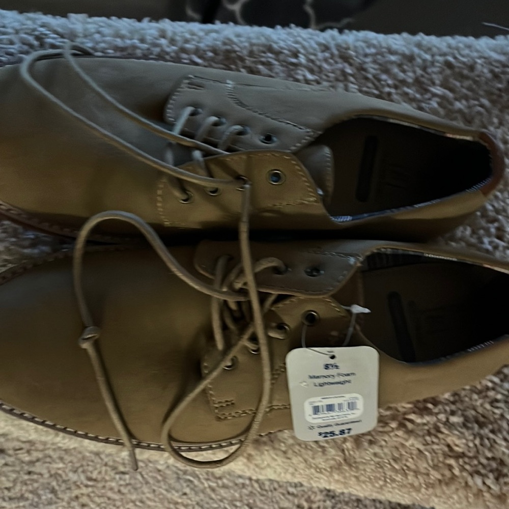 Mens casual shoes